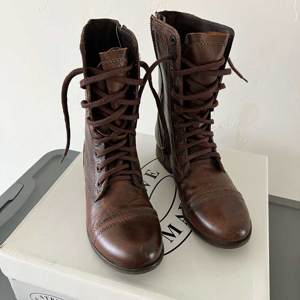Steve Madden brown leather combat boot
